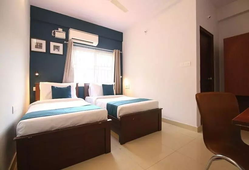 ホテル Silverkey Executive Stays 23042 Global Village Tech Park