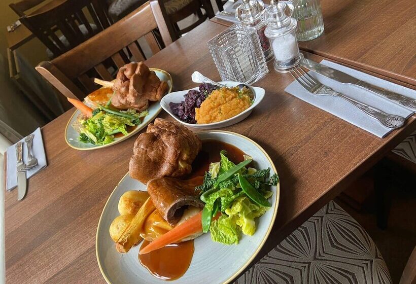 호텔 The Olde Ship Inn