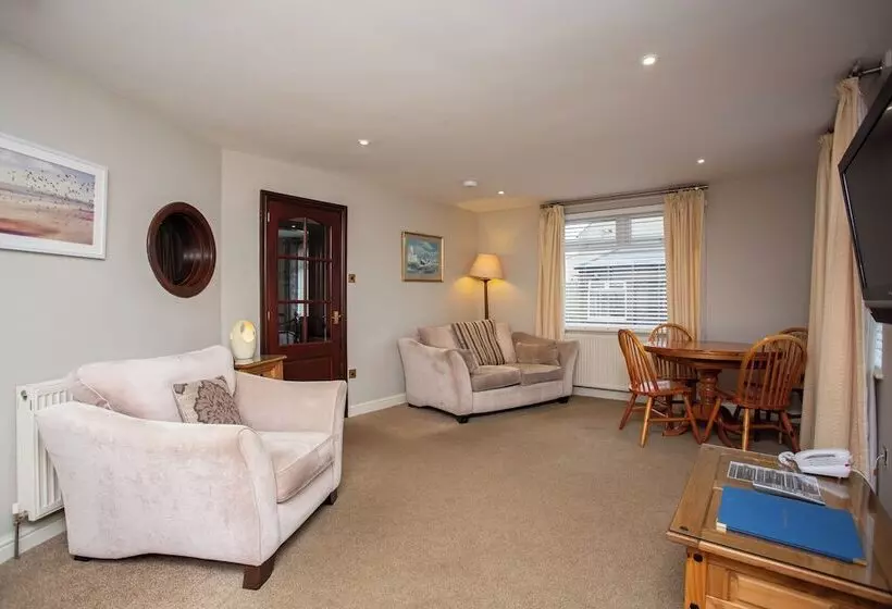 Hotelli The Olde Ship Inn