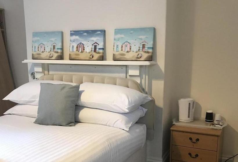 Pensiune Eastington House