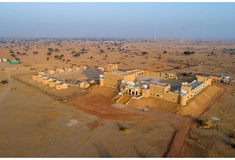 منتجع Fort Aranya