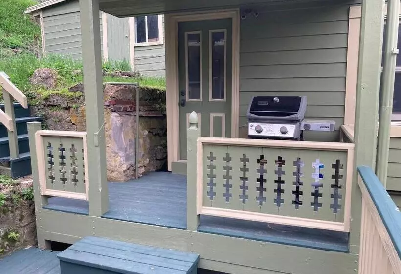 Aamiaismajoitus (B&B) Abe's Spring Street Guest House