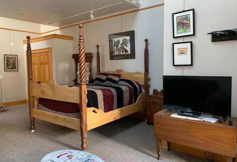 مبيت وإفطار Abe's Spring Street Guest House