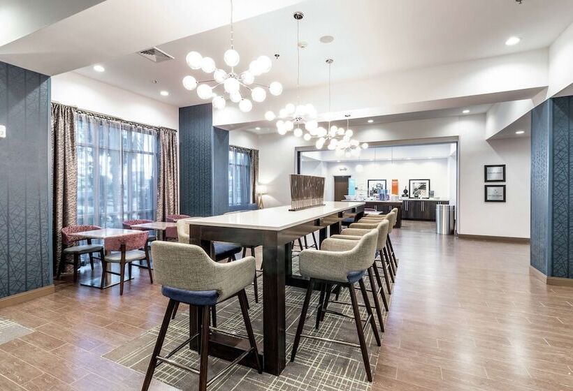 호텔 Hampton Inn Locust Grove