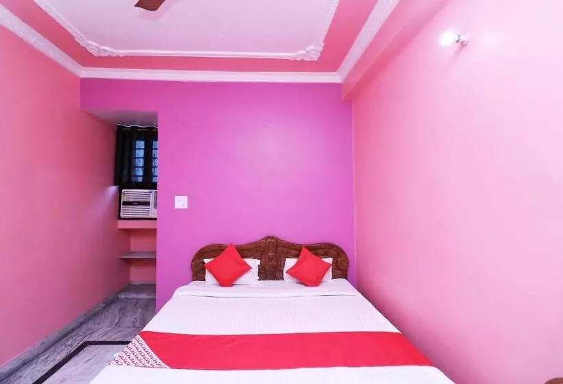 Oyo 27934 Hotel Ganga Mahal