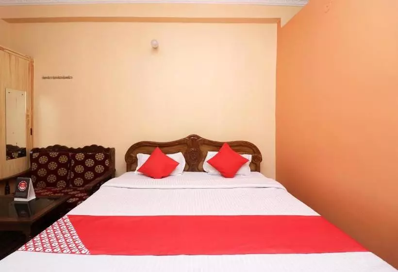 Oyo 27934 Hotel Ganga Mahal
