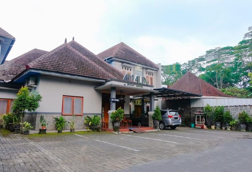 펜션 Oyo 778 Guest House Amalia Malang