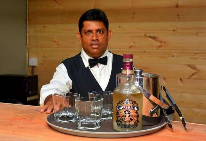 Beach Corridor Hotel & Spa