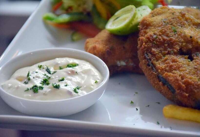 Beach Corridor Hotel & Spa