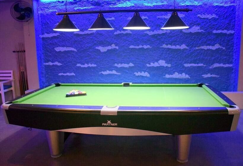 Beach Corridor Hotel & Spa