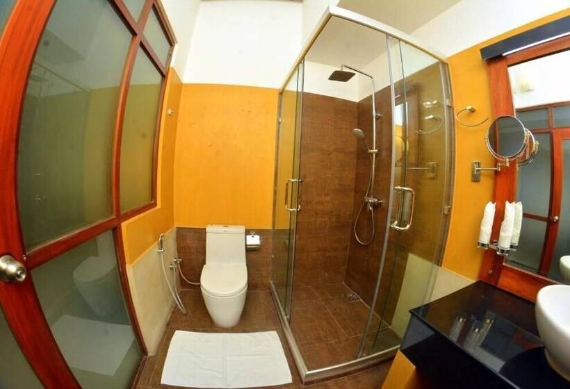 Beach Corridor Hotel & Spa