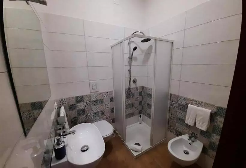 تختخواب و صبحانه Kantunè