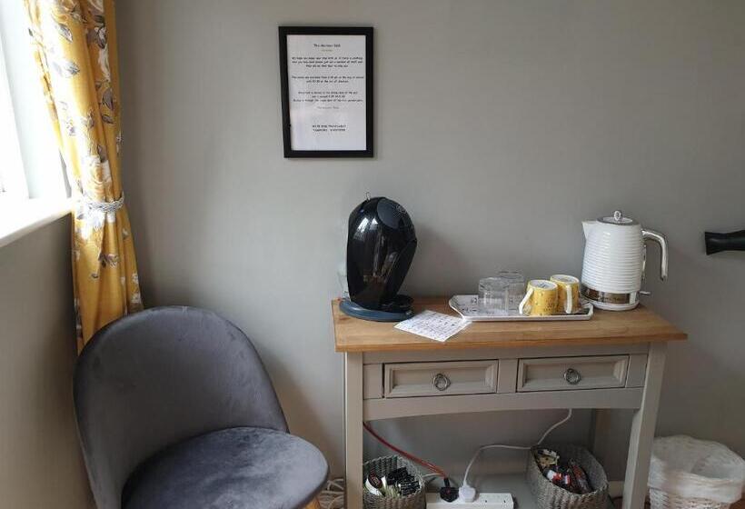 ベッドアンドブレックファースト The Harnser