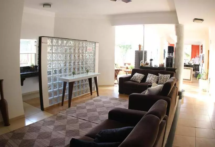 Hotelli Bella Vista Park