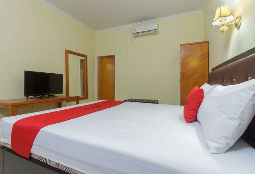 בית מלון כפרי Reddoorz At Jalan Babepalar Rike Manado