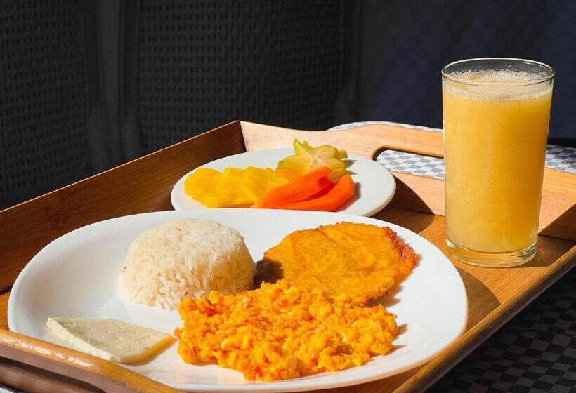 בית מלון כפרי Rosales Gold