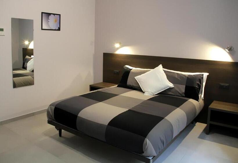 تختخواب و صبحانه Easyroom Frosinone Casello Autostradale