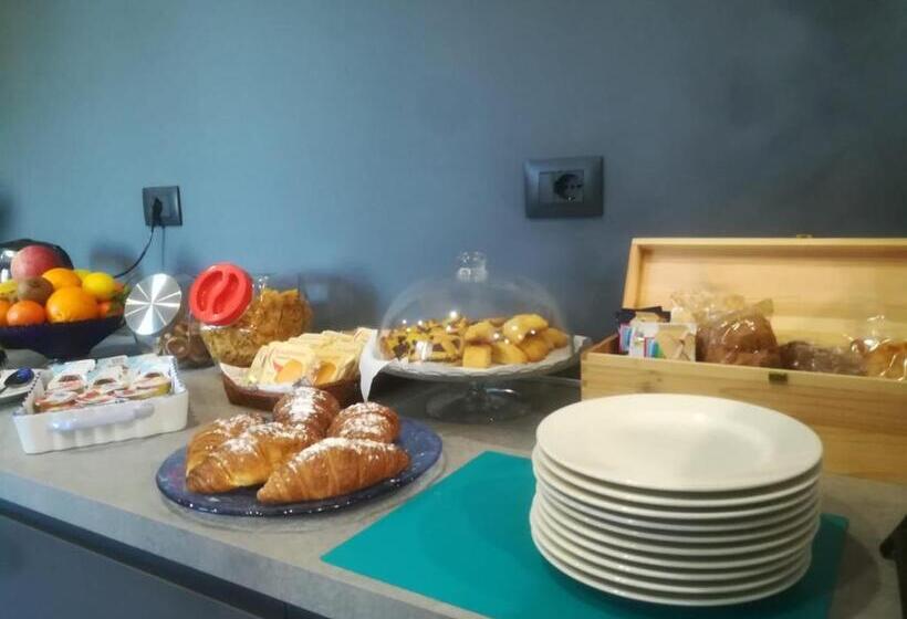 تختخواب و صبحانه Easyroom Frosinone Casello Autostradale