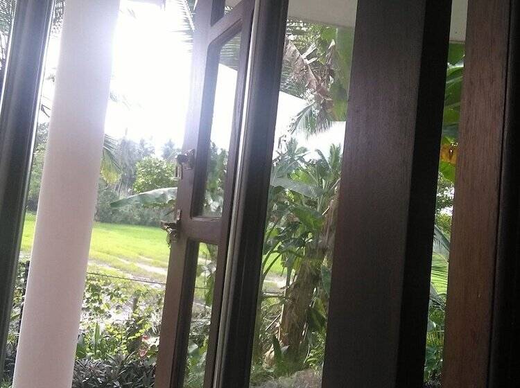 Bed and Breakfast Field Island Villa Ahangama