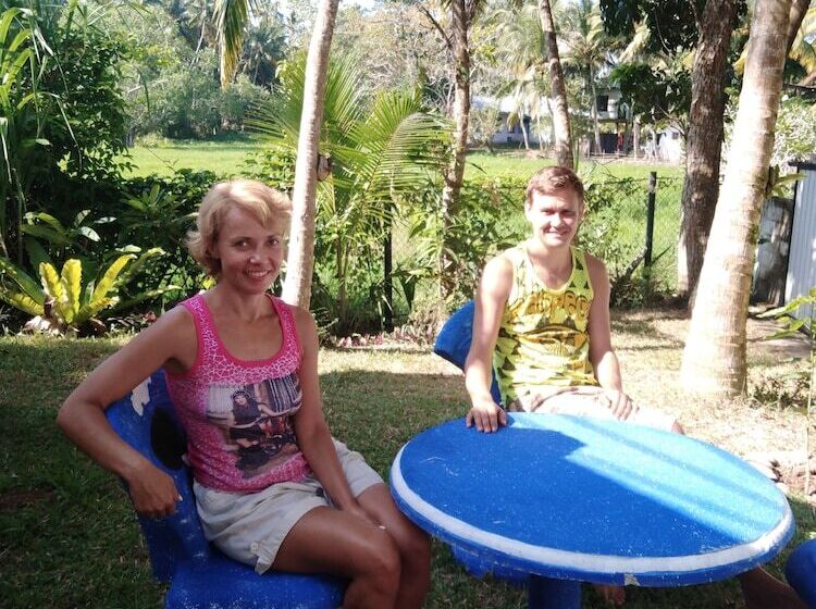 Bed and Breakfast Field Island Villa Ahangama