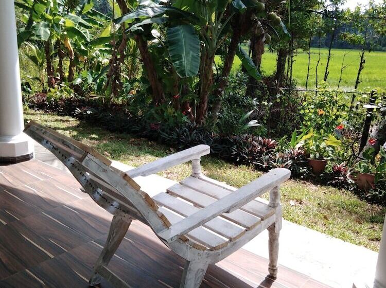 Bed and Breakfast Field Island Villa Ahangama