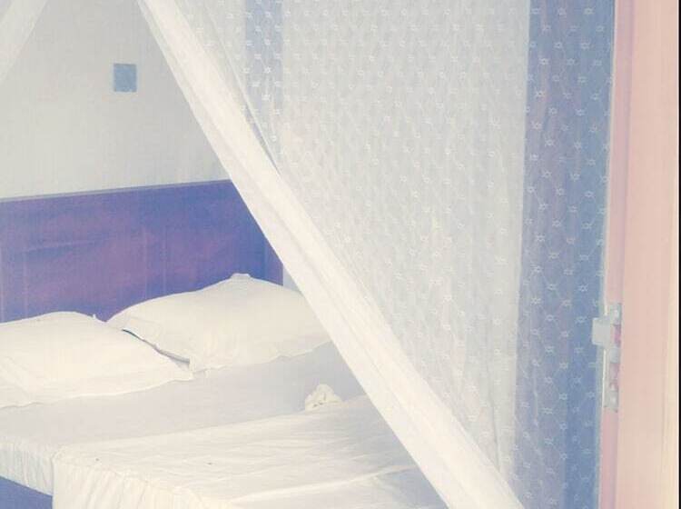 Bed and Breakfast Field Island Villa Ahangama