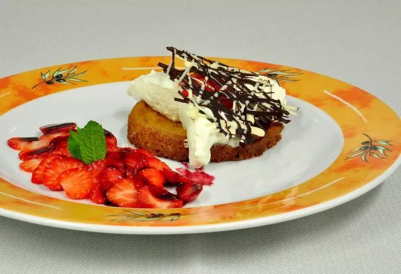 Logis Hotel Beauséjour