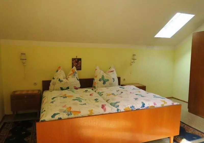 هتل Ferienwohnung Leitner