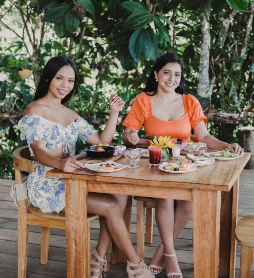 호텔 Heimatlos Amazon Lodge