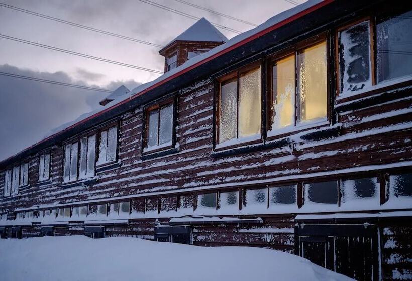 Отель Margo S Garden Farmstay, Kiroro