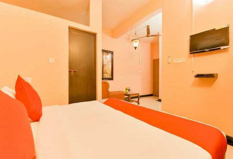 Hotel Oyo 14963 Samaritan Inn