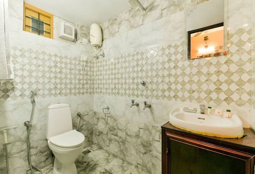 Hotel Oyo 14963 Samaritan Inn