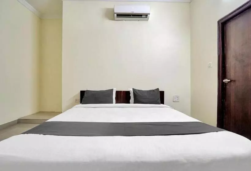 Oyo 23090 Hotel Mani Bhai Patel