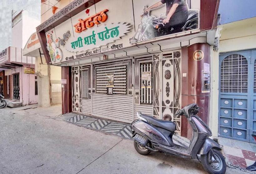 Oyo 23090 Hotel Mani Bhai Patel