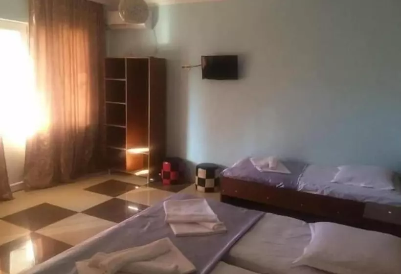پانسیون Gio 350