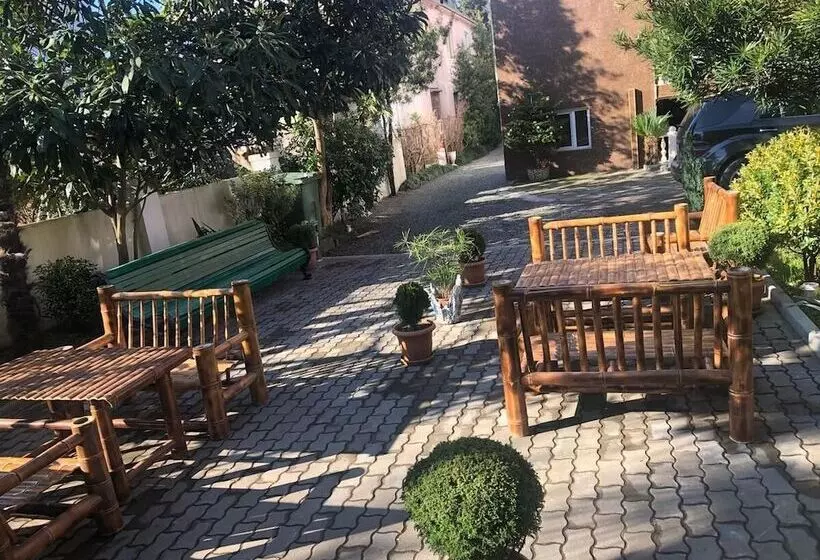 پانسیون Gio 350