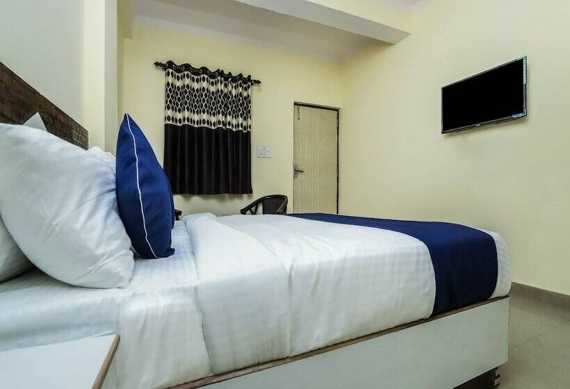 בית מלון כפרי Silverkey Executive Stays 46142  Ratiram Palace