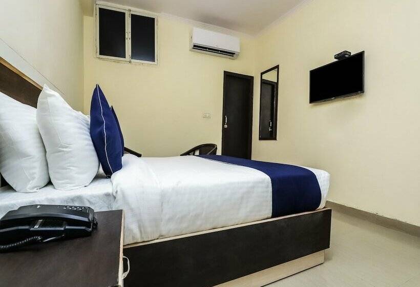 בית מלון כפרי Silverkey Executive Stays 46142  Ratiram Palace