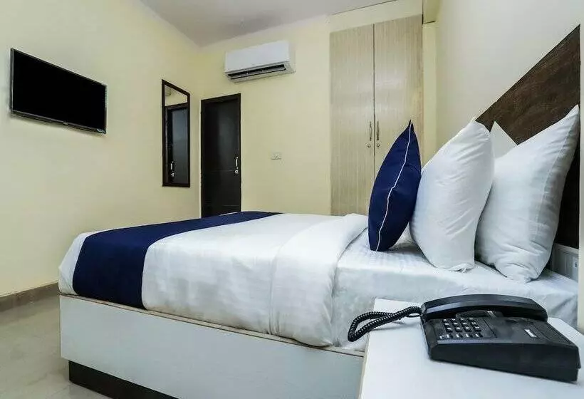 ホテル Silverkey Executive Stays 46142  Ratiram Palace