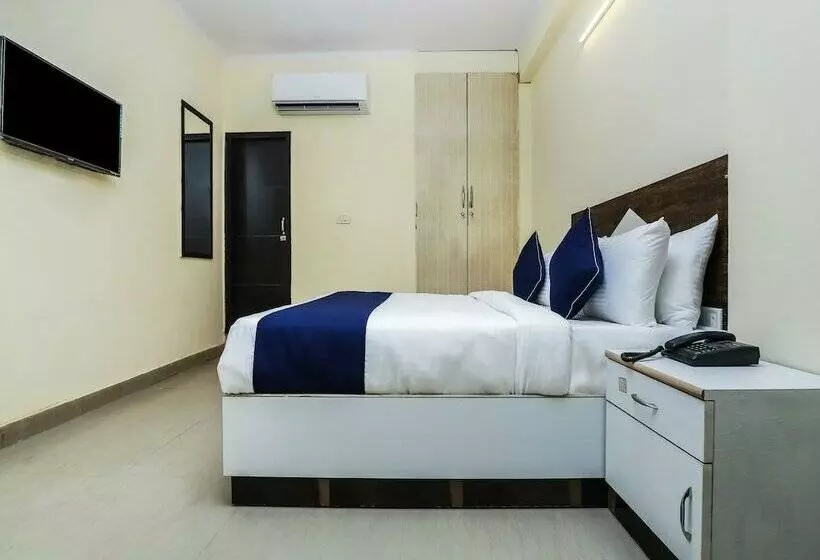 ホテル Silverkey Executive Stays 46142  Ratiram Palace