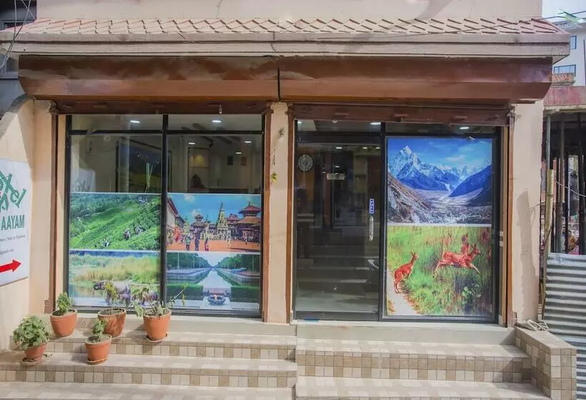 Oyo 297 Hotel Aayam