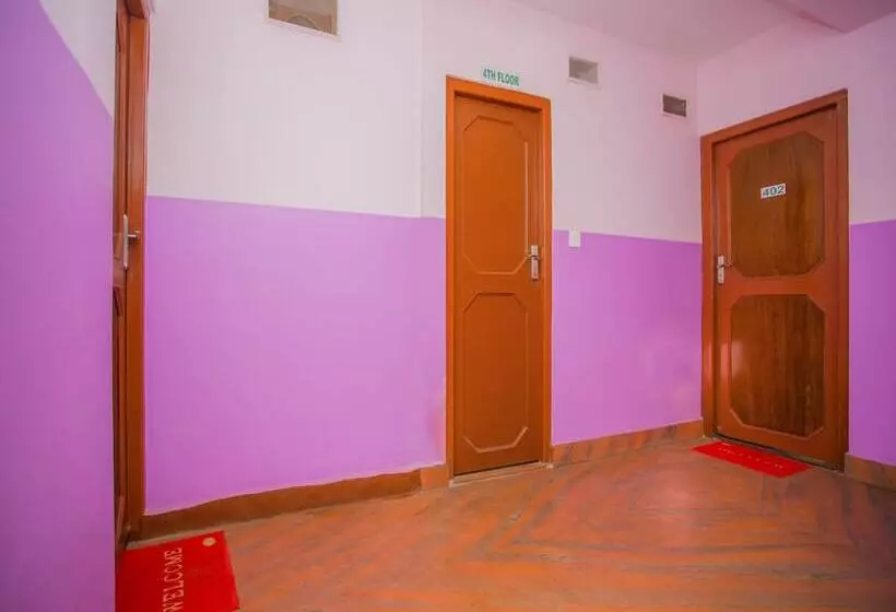 Oyo 297 Hotel Aayam