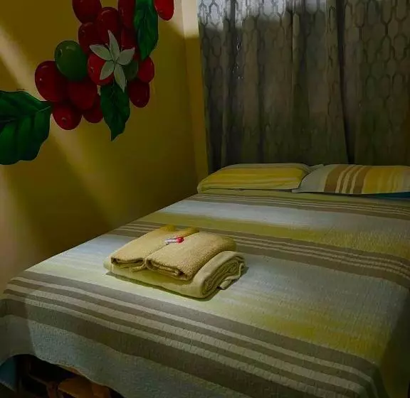 ペンション Bambito´s Café & Hostel