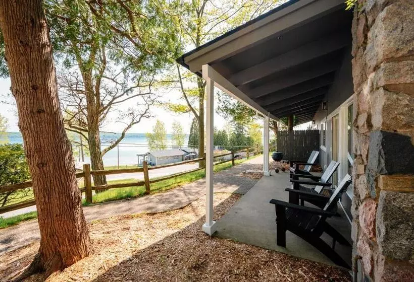 Chimney Corners Resort