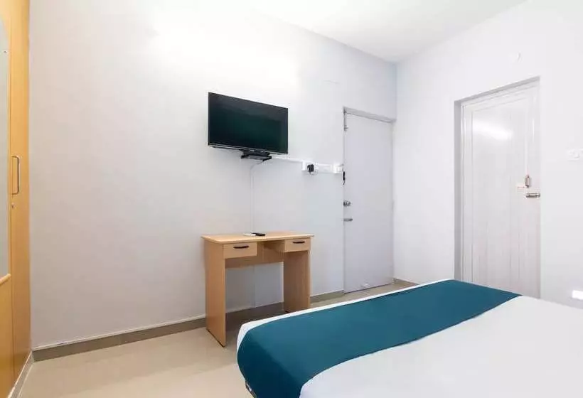 ホテル Silverkey Executive Stays 26881 Mahalakshmi Enclave