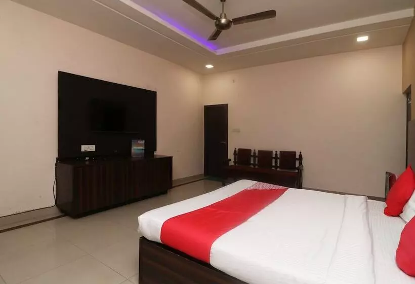 Oyo 22826 Hotel Sheltear & Resturant