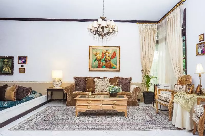 Oyo 378 Boutique Hotel Mayang Syariah