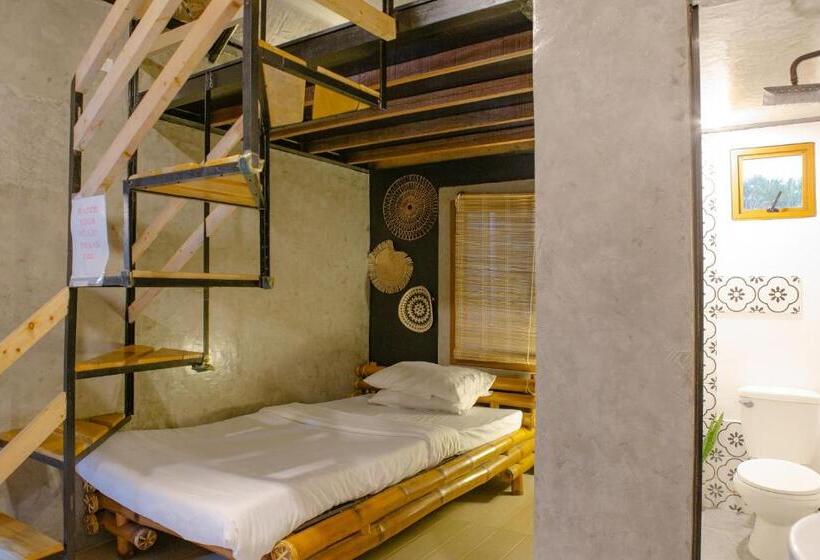 Пансион Your Brothers House Tribal Village