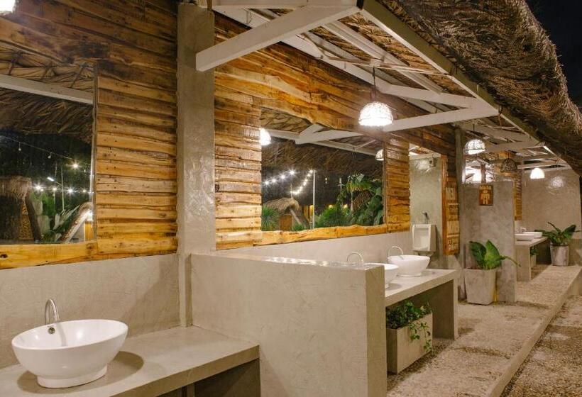 Пансион Your Brothers House Tribal Village