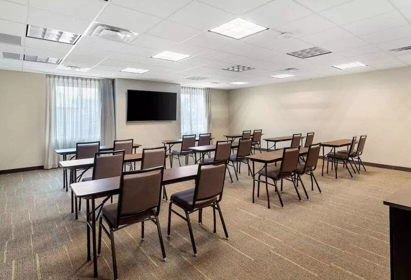 Hotelli Mainstay Suites Lancaster Dallas South